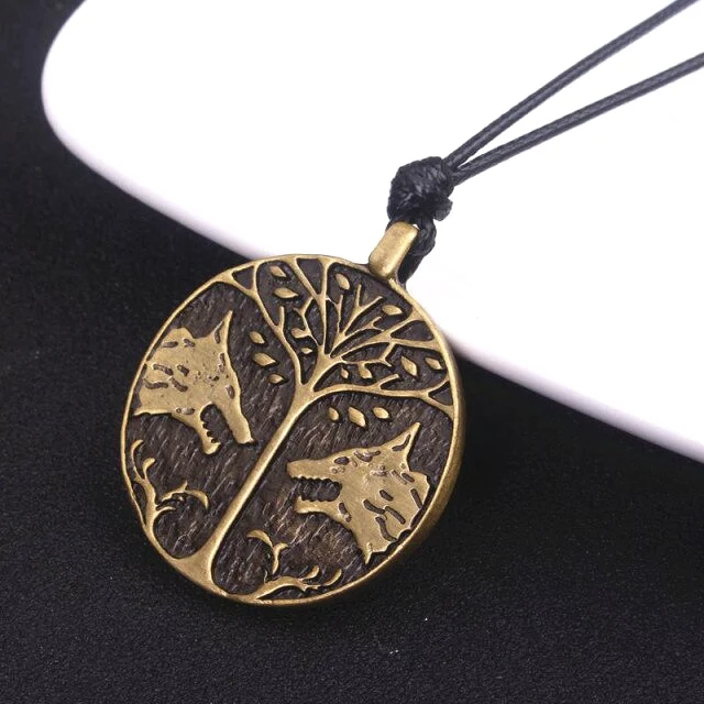 Norse Vikings Necklaces Jewelry Gift Compass Nordic Runes Odin Chain Necklace for Women Men Amulet Pendant