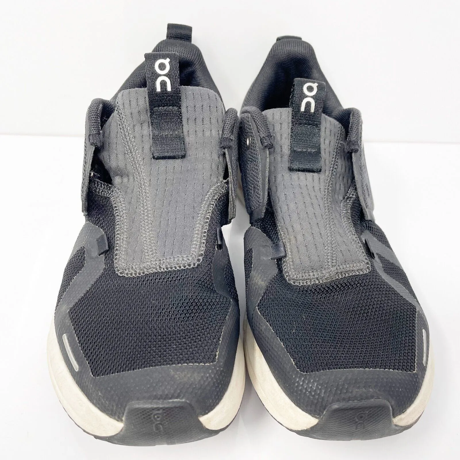 On Boys Cloud Sky Black Running Shoes Sneakers Size 4Y