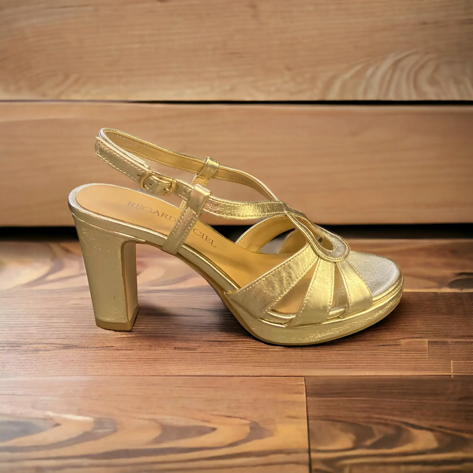 Regarde Le Ciel Martina-01 Block Heel Sandal Gold