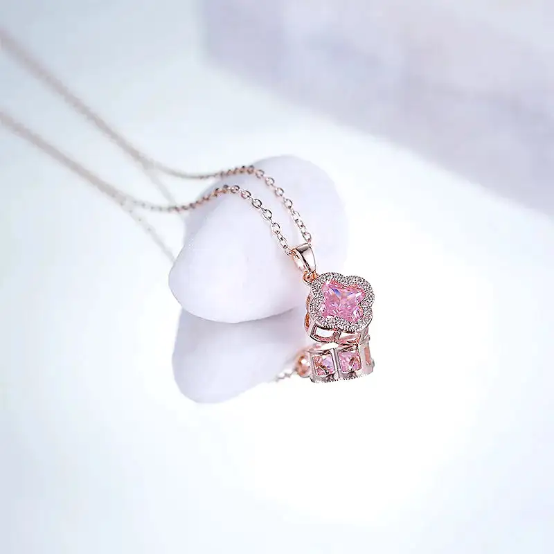 Strawberry Creme Necklace W536