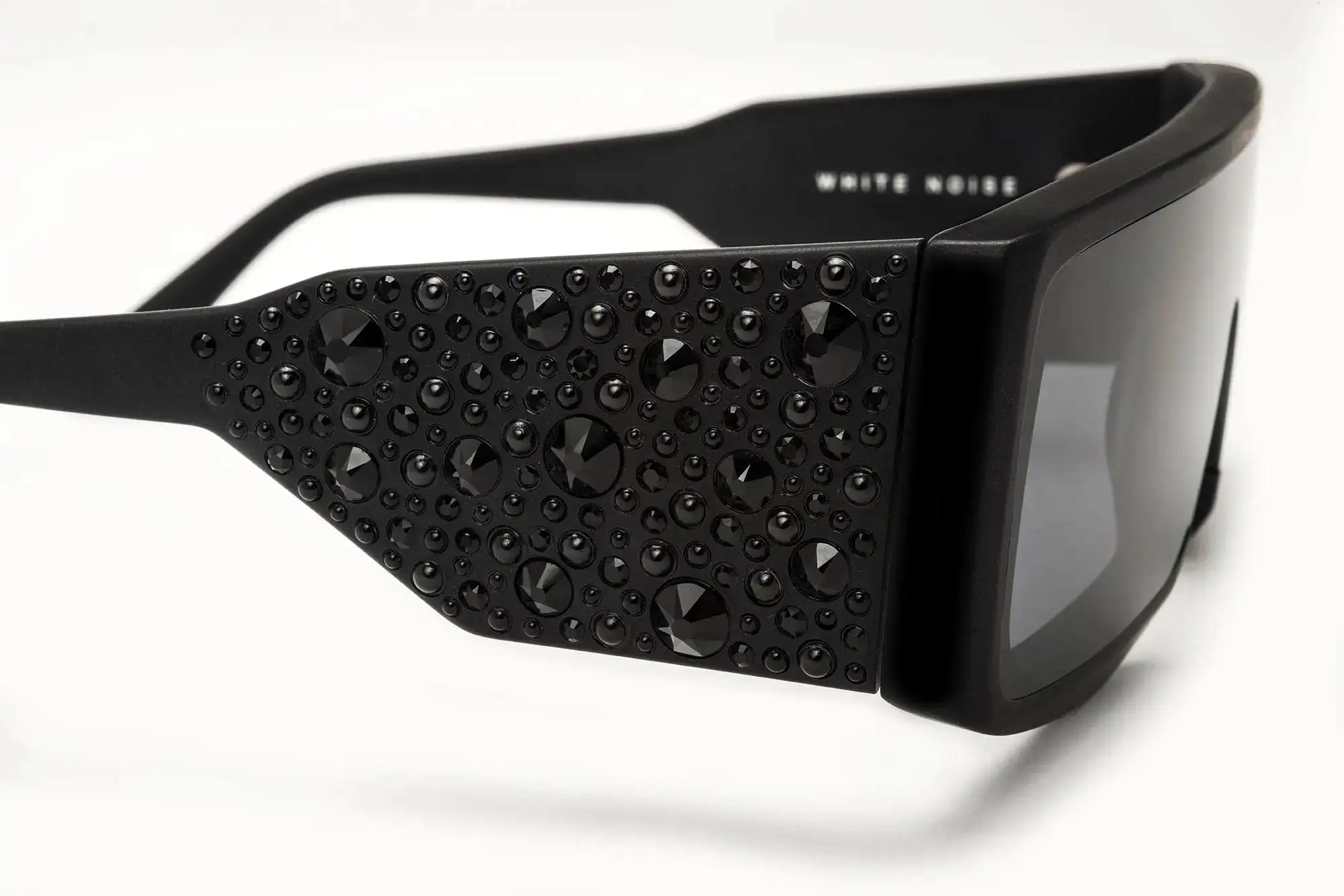 WHITE NOISE Black | Swarovski Crystal