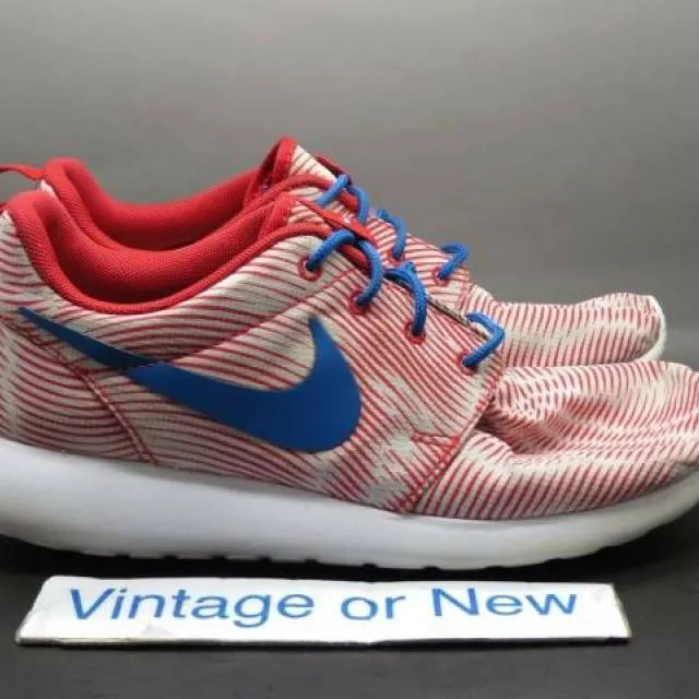 Women's nike id roshe run white red royal running shoes 704693-995  sz 7.5